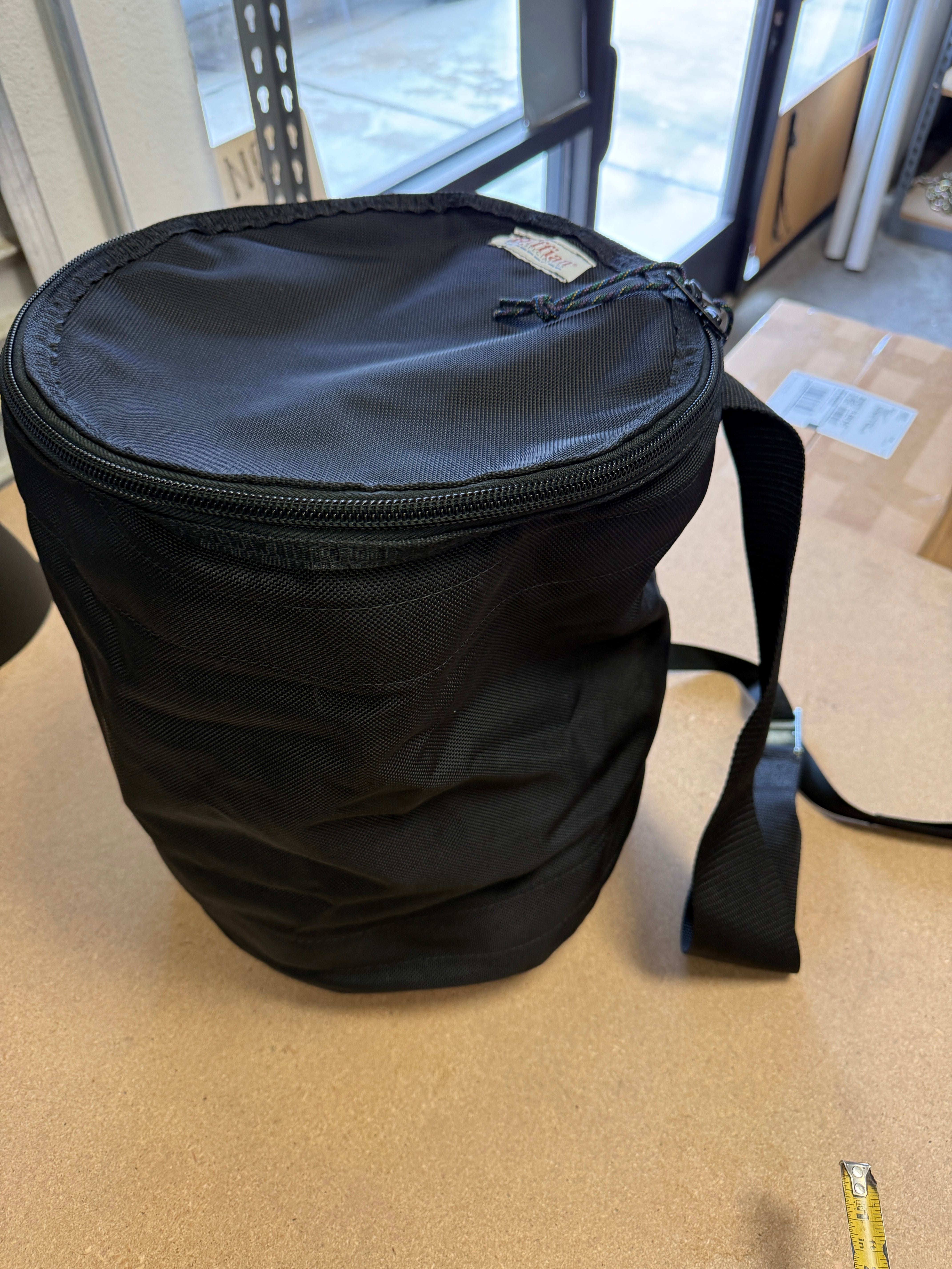 Yard sale Round medium ballistic bag single strap