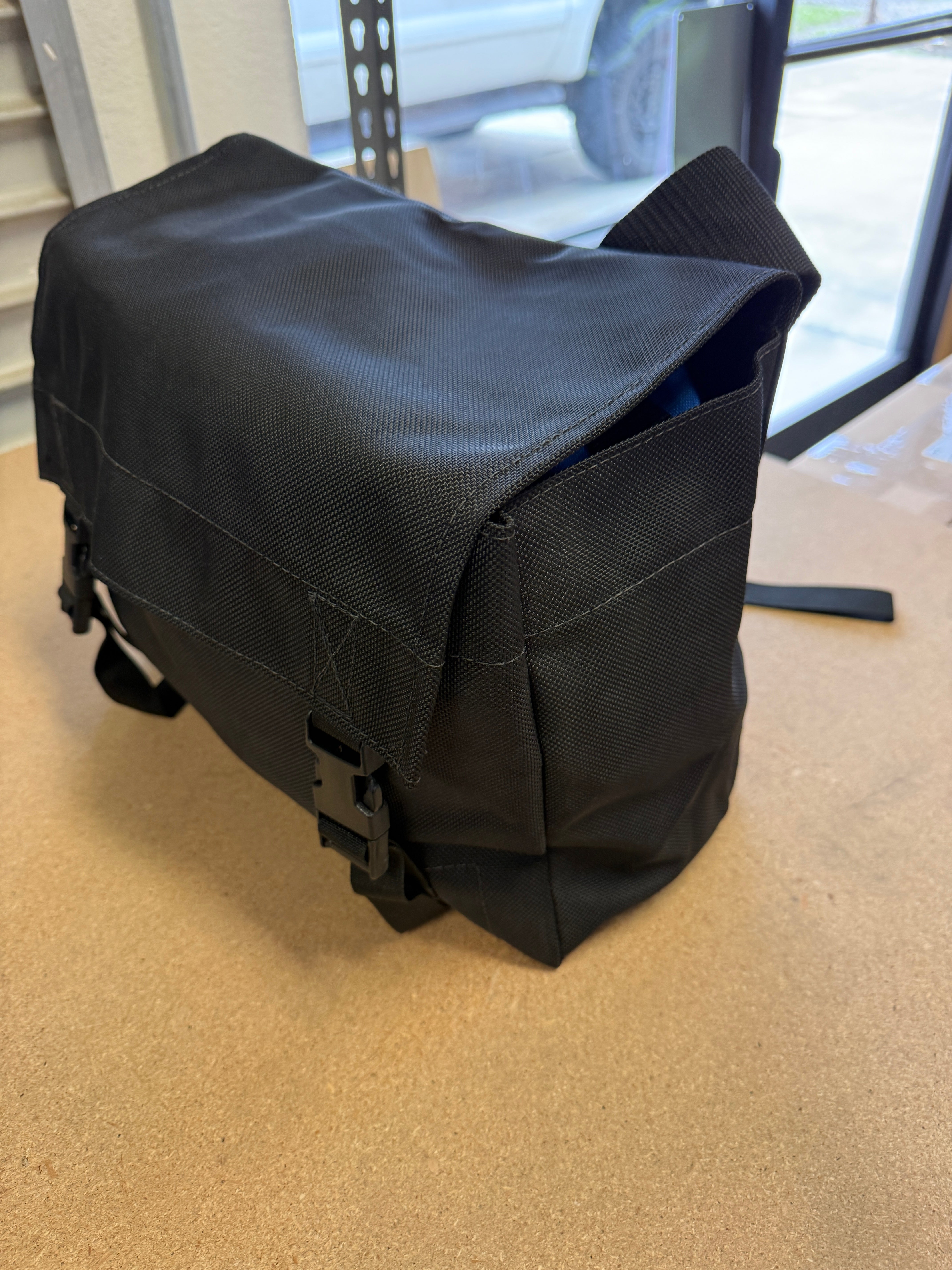 Yard sale small ballistic tote single strap