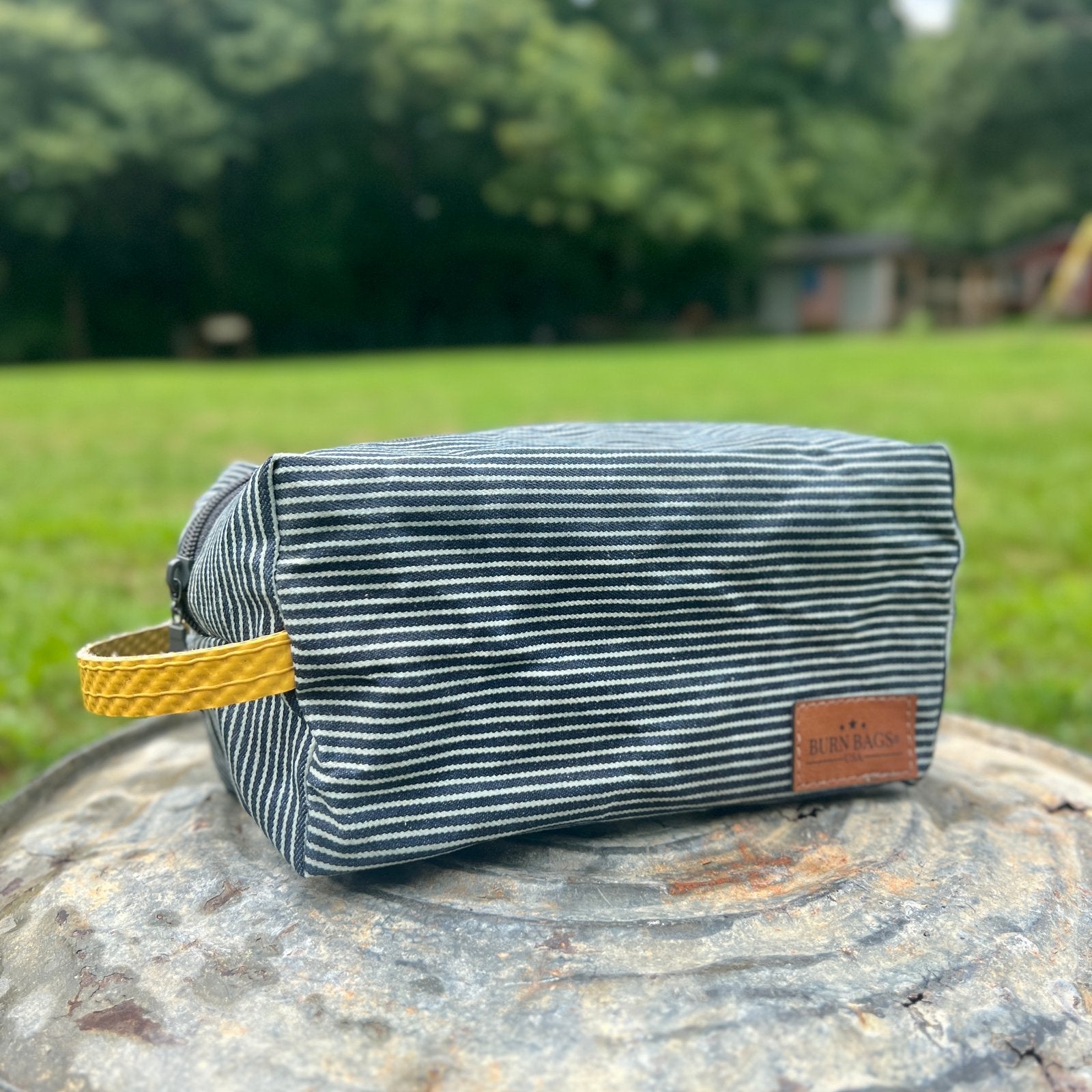 Hickory Striped Pouch