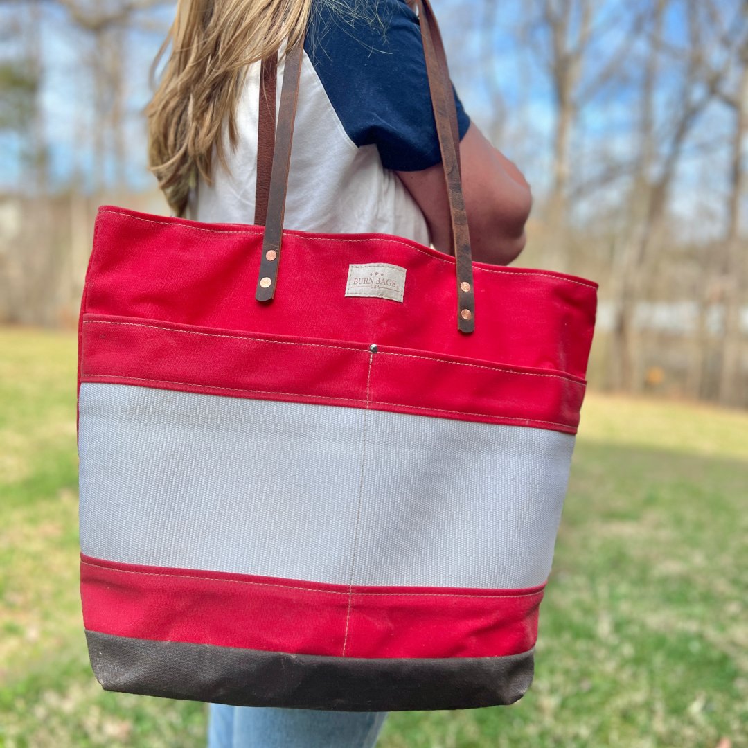 The Traveler- XL